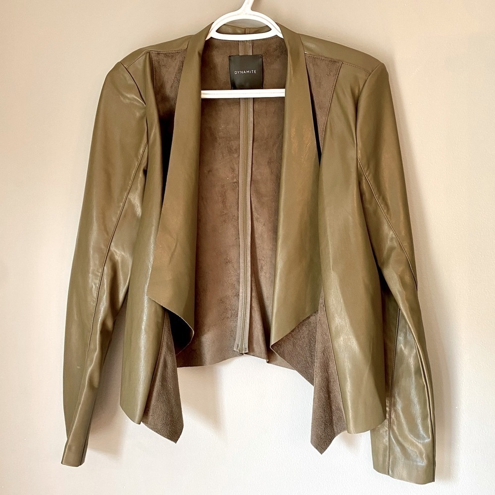 DYNAMITE Cropped Faux Leather and Suede Jacket